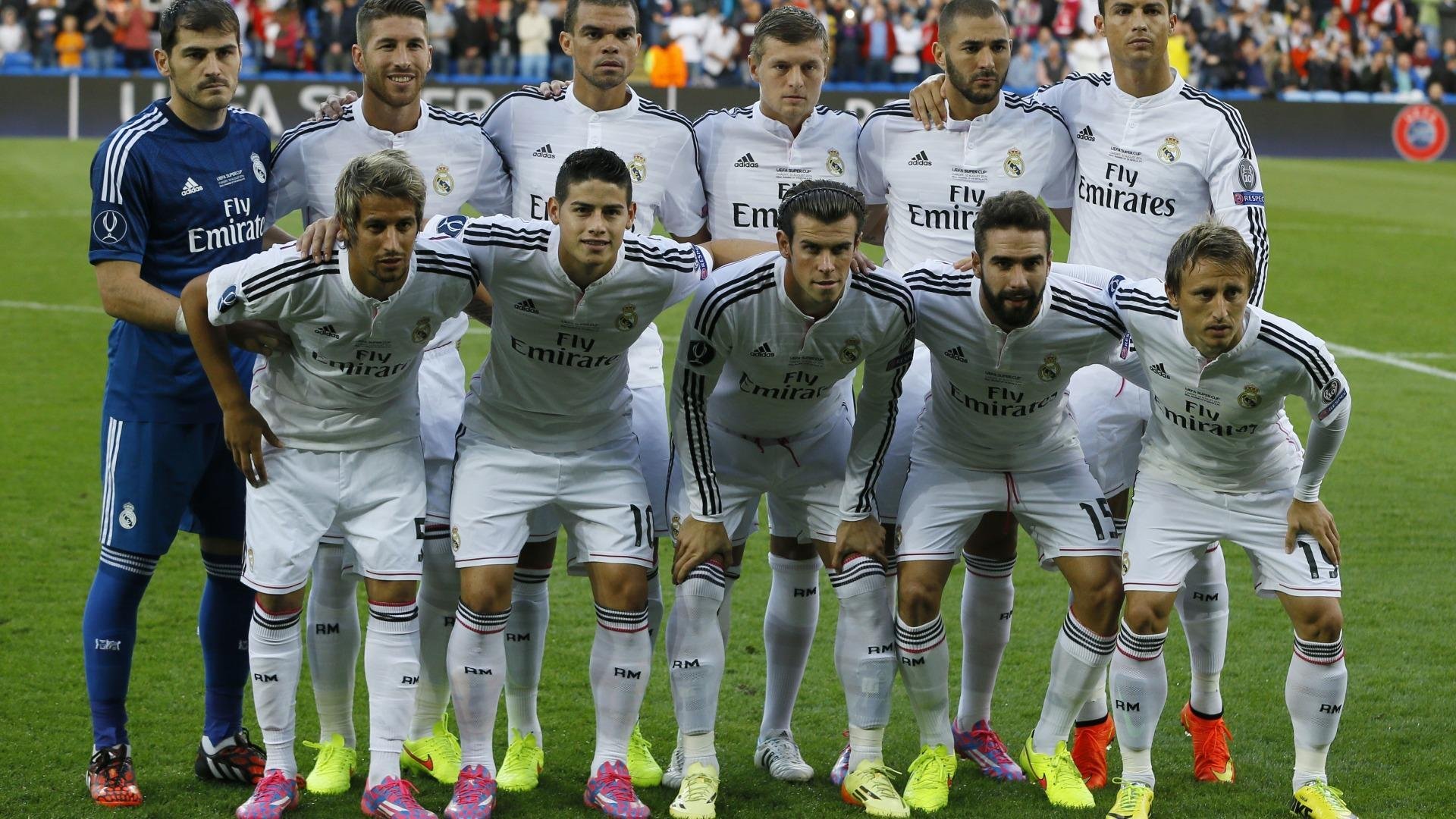 KAIYUNAPP-一场比赛胜负的“瞬间决定”：欧冠经典瞬间，欧冠精彩片段